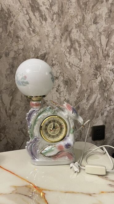 retro saat: Elektrikli masa saatı-lampa (2-si 1-də) - Material: porselen gövdə