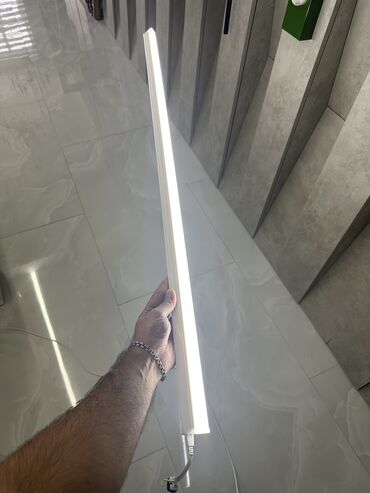 Digər işıqlandırma: 9w və 18w işıq gücünə sahib olan lampalar. 9w-3.5 azn ( 60 cm) 18w- 5 -da lalafo.az — 4 Digər işıqlandırma: 9w və 18w işıq gücünə sahib olan lampalar. 9w-3.5 azn ( 60 cm) 18w- 5 — 4