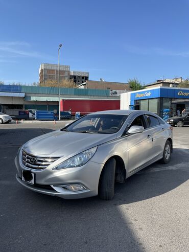 Hyundai: Hyundai Sonata: 2013 г., 2 л, Автомат, Газ, Седан