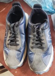 Krasofkalar və idman ayaqqabıları: Ayaqqabılar 2-3azn — 2