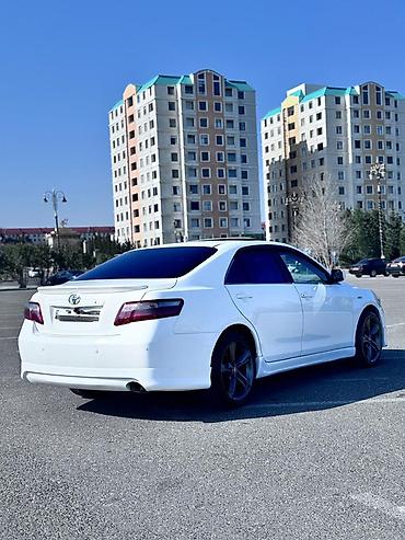 VIS: VIS : 2.4 l | 2008 il Sedan — 8