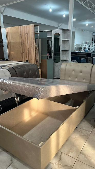 Двуспальные кровати: Двуспальная кровать, Новый, С матрасом, длина - 200 см — 17