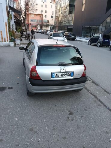 Renault Clio: 1.9 l. | 2005 έ. | 244000 km. | Χάτσμπακ