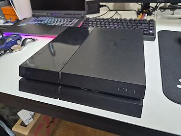 прошитый: Продаю прошитую PlayStation 4 Fat HDD 500GB 2 геймпада Установленные — 1