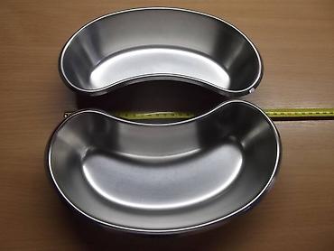 Medicinska oprema: Špric 100 ml za pretakanje ispiranje. Može i za druge namene . Kao — 16