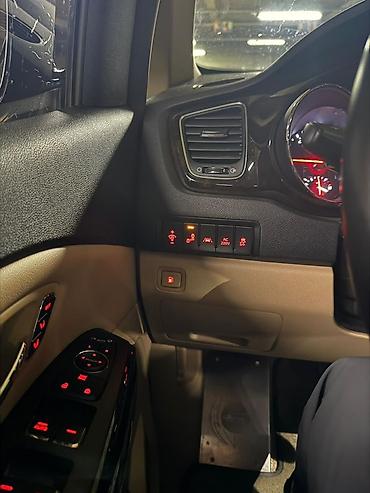 karnival: Kia Carnival: 2019 г., Автомат, Минивэн — 9