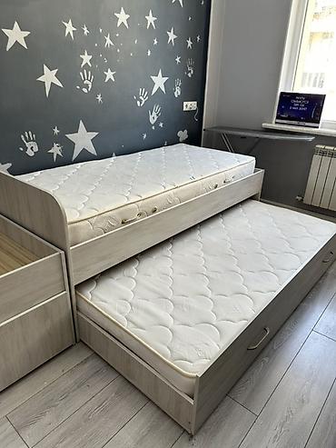 Двухъярусная кровать, Б/у, С выкатной системой