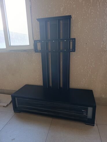 подставки под телевизор стеклянные: Телевизордун шкаф жана стенди, Полго орнотулма, ЛДСП, түсү - Кара