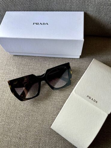 smith naocare: Sunglasses, Prada, color - Black