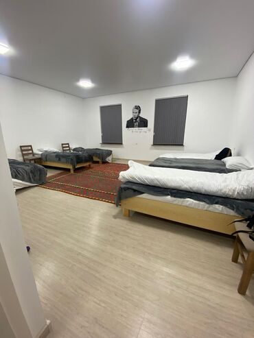 Продажа офисов: Продаю Продажа офисов 368 м², С ремонтом, С мебелью, Административное здание, 1 этаж — 3