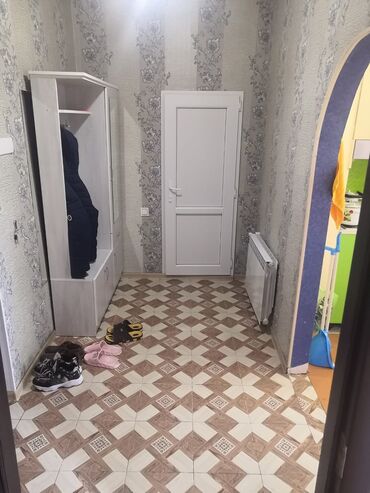 Uzunmüddətli kirayə mənzillər: 2 otaq yeni binada 60 otaqlı mənzil kirayə verirəm.balkonlu m — 18