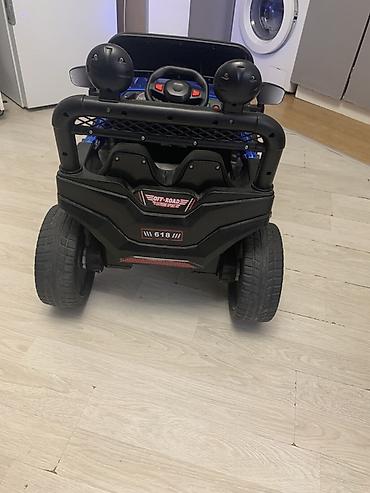 Детские электрокары: Uşaq üçün elektrikli akkumulyatorlu maşın – off-road tipli jeep Çox az — 3