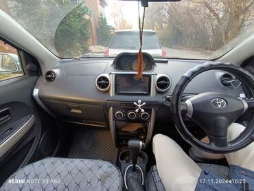 годф 3: Toyota ist: 2003 г., 1.3 л, Автомат, Бензин