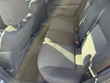 Opel: Opel Astra: 1.3 l | 2007 il 272000 km Universal — 13