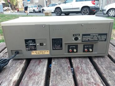 Pojačala i prijemnici: Dek JVC kd-a2; motor vrti kasetu,sijalice svetle;vu netri odu odmah u — 3