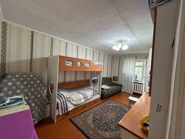 мастера по ремонту квартир: 1 комната, 32 м², Хрущевка, 2 этаж, Косметический ремонт