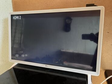 ən ucuz smartfonlar: Б/у Телевизор LG LED экран 32" FHD (1920x1080), Самовывоз