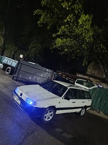 Volkswagen: Volkswagen Passat: 1990 г., Универсал — 2