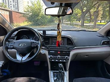 elantra 2019: Hyundai Elantra: 2019 г., 2 л, Автомат, Бензин, Седан — 3