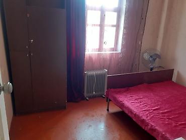 bileceri ev: Bineqedi ray,Biləcəri qes,5mertebeli yataqxana tipli binanın 2ci — 4