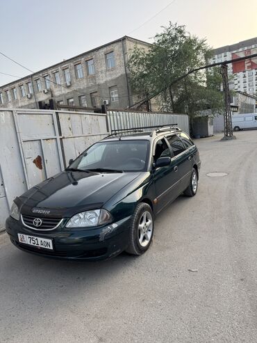 Toyota: Toyota Avensis: 2001 г., 1.8 л, Механика, Бензин, Универсал