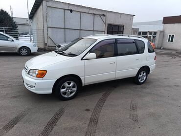 Toyota: Toyota Ipsum: 2000 г., 2 л, Автомат, Бензин, Минивэн