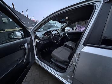 Chevrolet: Chevrolet Aveo: 2010 г., 1.2 л, Механика, Газ, Седан — 7