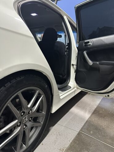 Honda: Honda Accord: 2003 г., 2.4 л, Автомат, Бензин, Седан — 10