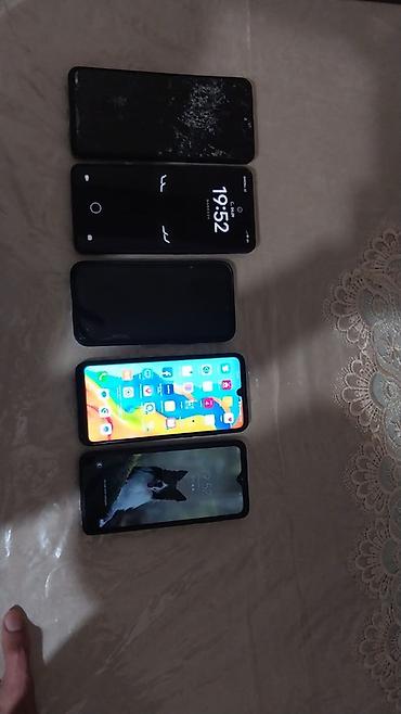 android monitor kredit: 1. telefon Redmi not 11 pro 5g bidene ekrani bide arxasi qirigdi 128/6 — 1