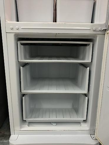 f 15: Холодильник Indesit, Б/у, Двухкамерный, De frost (капельный), 60 * 167 * 60 — 5