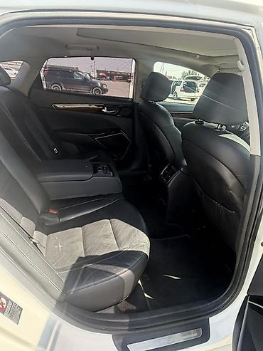 Kia: Kia K7: 2017 г., Седан — 10