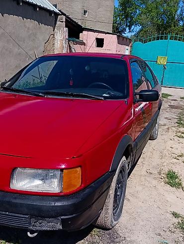 srv 3: Volkswagen Passat: 1990 г., 1.8 л, Механика, Бензин, Седан — 5