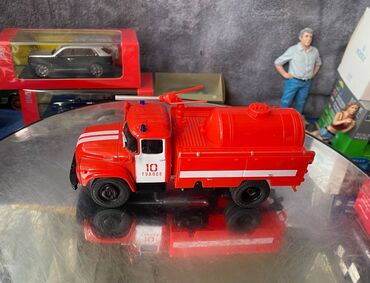 Avtomobil modelləri: ZİL, 1980 il, 1:43, Dəmir, Ödənişli çatdırılma — 15