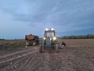 Тракторы МТЗ (Беларус): Продам трактор МТЗ‑80, 1988 года выпуска. Комплектация и навесное: - — 13