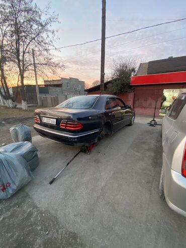 Mercedes-Benz: Mercedes-Benz E-Class: 1999 г., 4.3 л, Автомат, Бензин, Седан — 24