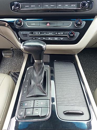 делика разбор: Kia Carnival: 2018 г., 2.2 л, Автомат, Дизель, Минивэн — 9