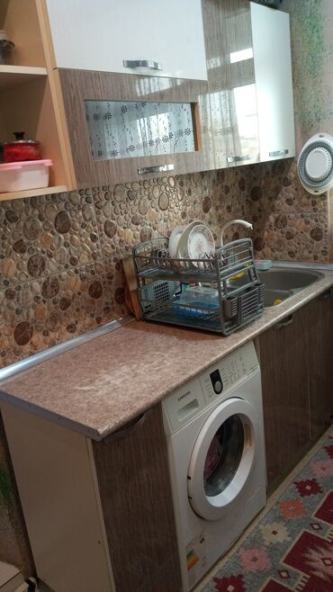 Həyət evləri və villaların satışı: Binə 4 otaqlı, 100 kv. m, Kredit yoxdur, Orta təmir — 22