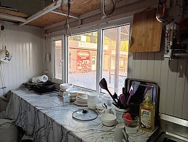 дома с бизнесом: Кафе контейнера с оборудованной кухонной зоной. Отдельно стоящее — 3