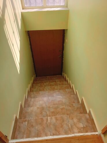 Həyət evləri və villaların satışı: 6 otaqlı, 161 kv. m, Orta təmir — 17