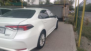 corola: Toyota Corolla: 2020 г., 1.8 л, Вариатор, Гибрид, Седан — 3