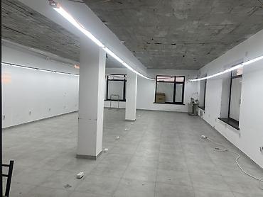 Коммерциялык мүлк: Ижарага Толугу менен кеңсе: 500 м², Турак үйдө, Биринчи катар — 7
