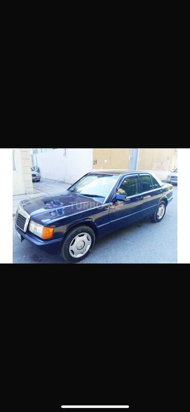 190 mersedes: Mercedes-Benz 190: 1.5 l | 1989 il Sedan