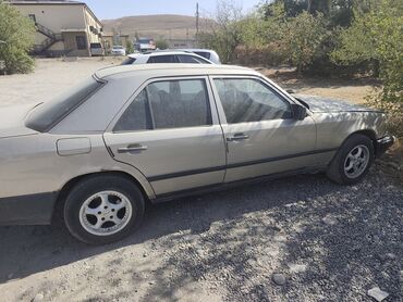 сколько стоит оборудование для мойки самообслуживания: Mercedes-Benz W124: 1989 г., 2.3 л, Автомат, Бензин, Седан