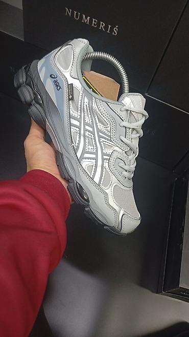 Мырзалардын бут кийими: Эркектердин кроссовкасы, 41, Asics, Жаңы, түсү - Боз, Акысыз жеткирүү — 3