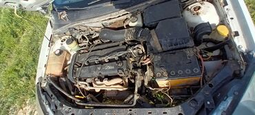 авто в такси: Ford Focus: 2002 г., 1.6 л, Механика, Бензин, Минивэн