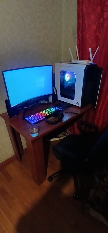купить игровой компьютер бу: Gaming masaüstü kompüter + aksesuarlar komplekti Komponentlər: -