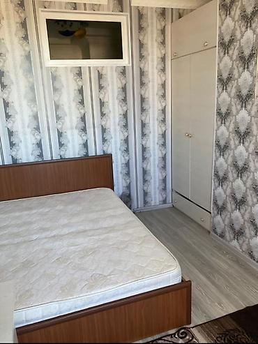 tap.az masalar: Xırdalanda İcra Hakimiyyətinin yanında, 1 və 11 nömrəli məktəblərə — 9