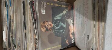 Vinil ploče: Kolekcija singl ploča 45 rpm (7 inča) – jugoslovenska izdanja - — 17