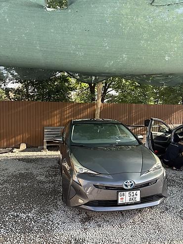 a8 d2: Toyota Prius: 2017 г., 1.8 л, Автомат, Гибрид, Хэтчбэк — 1