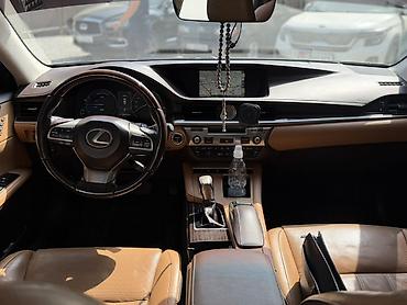 e5 olom: Lexus ES: 2017 г., 2.5 л, Вариатор, Гибрид, Седан — 5